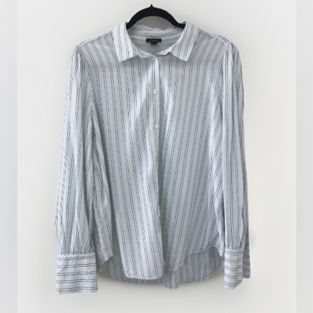 Ann Taylor Button Up Shirt Sz L New Blue White Striped Long Sleeve